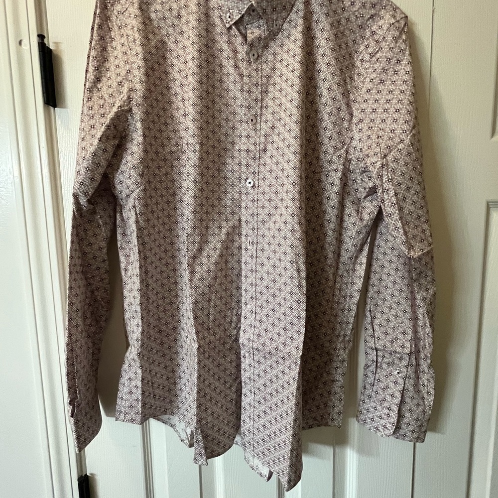Paisley & Gray Men's Geometric Pattern Shirt - Burgundy and White
